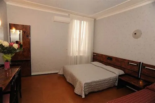 Otel Capri