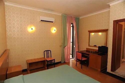 Hotel Capri Rom